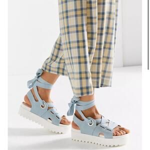 Urban Outfitters‎ Denim Ribbon Lace-Up Ribbon Platform Sandals Size 7